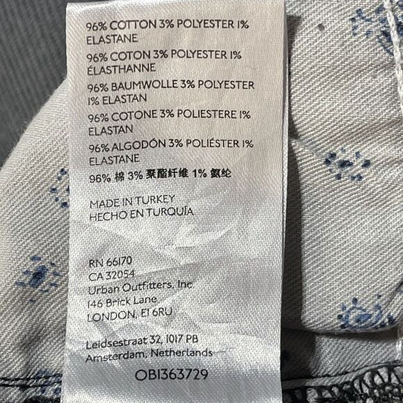 Pilcro and the Letterpress SZ 27 Slim Boyfriend Jeans Mid-Rise Distressed Black - Picture 12 of 12